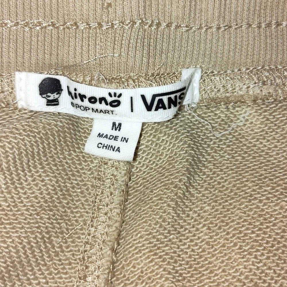 Vans Hirono Pop Mart Tan Khaki Sweat Shorts Mens Medium VN000K9V4MG Dinosaur